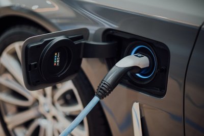 Nederlanders kopen opeens veel minder elektrische auto's