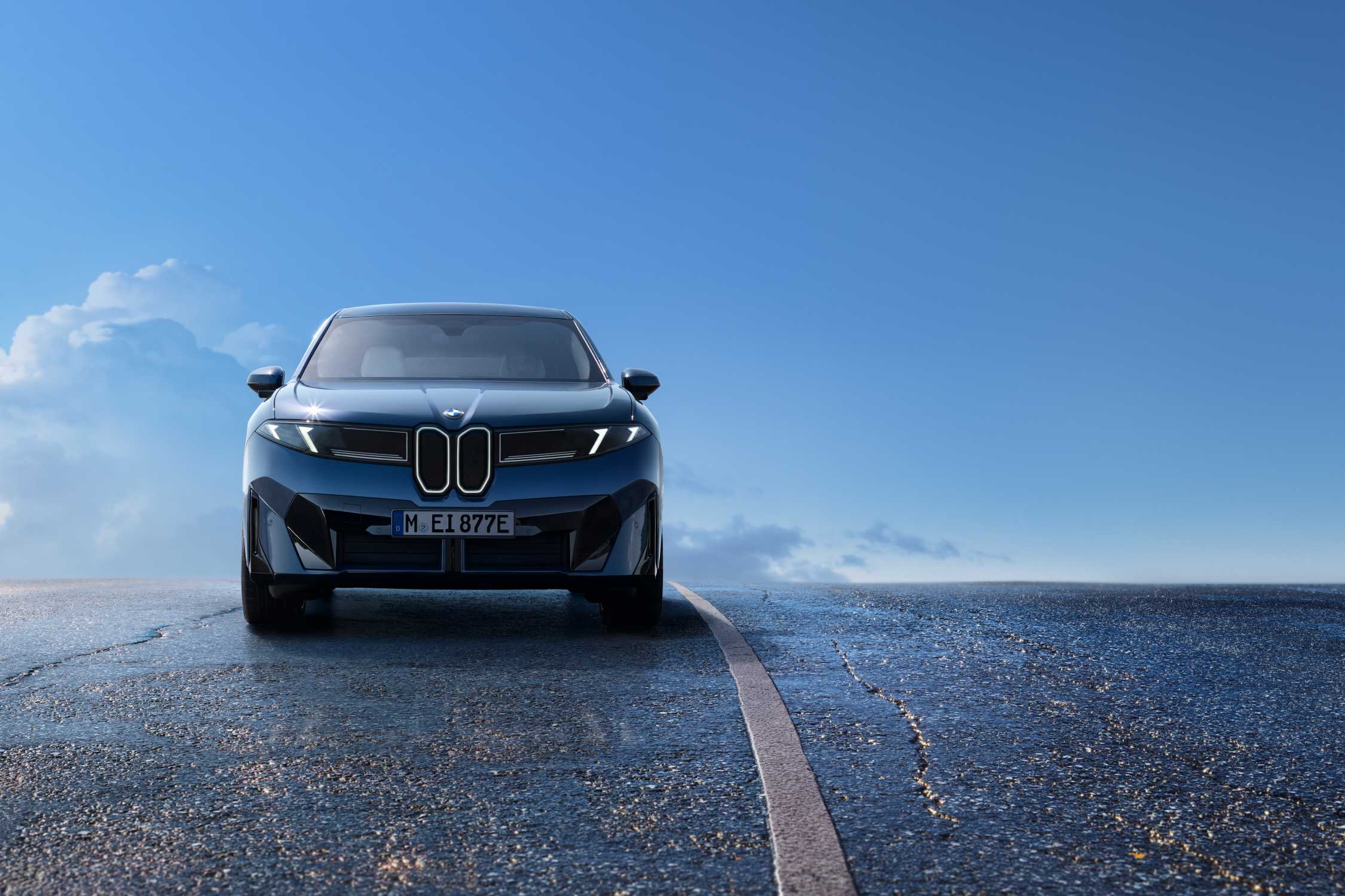 De BMW iX3 pakt twee wereldtitels tegelijk